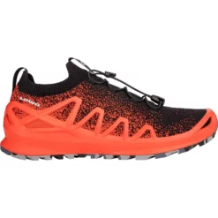 LOWA Fusion® Lo Herenschoenen - Red/black